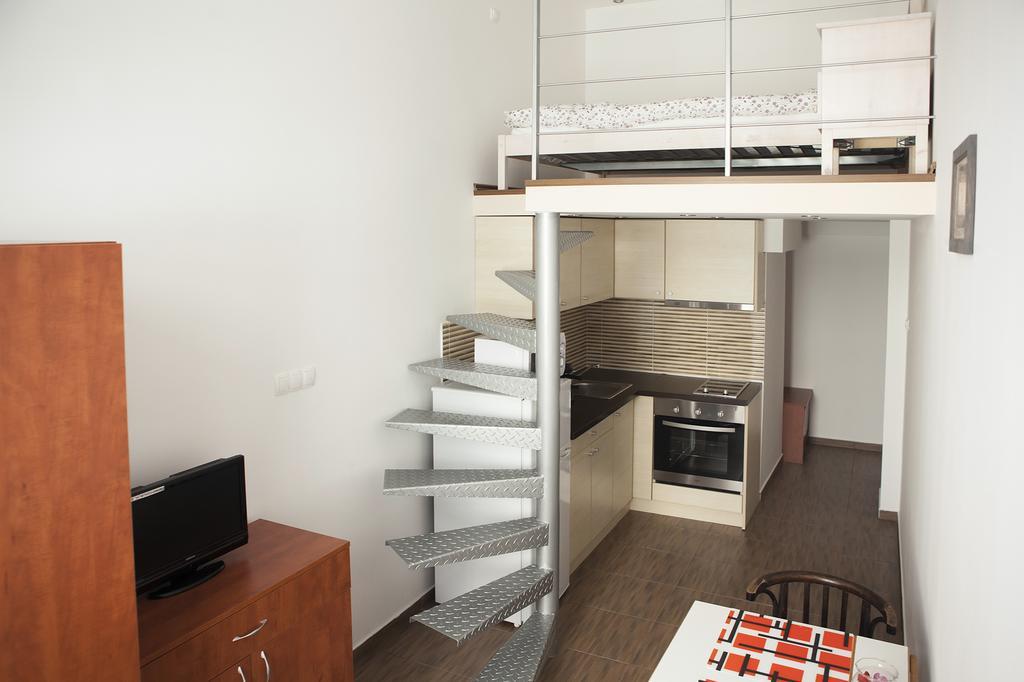Cute Downtown Studios Budapest Esterno foto